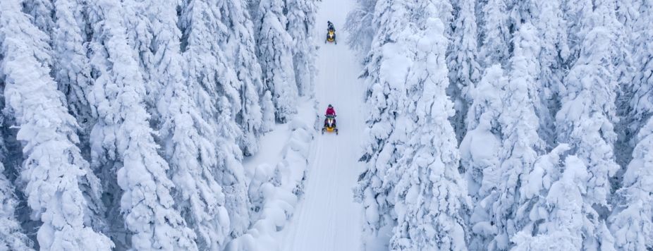 Où partir pour un road trip à motoneige au Canada ?