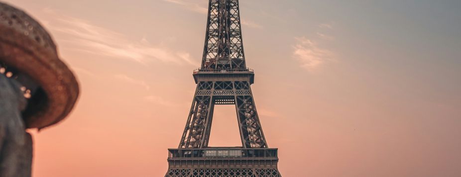 Planet Ride Giveaway: Win a Cosmo Connected (Helmet Brake Light)