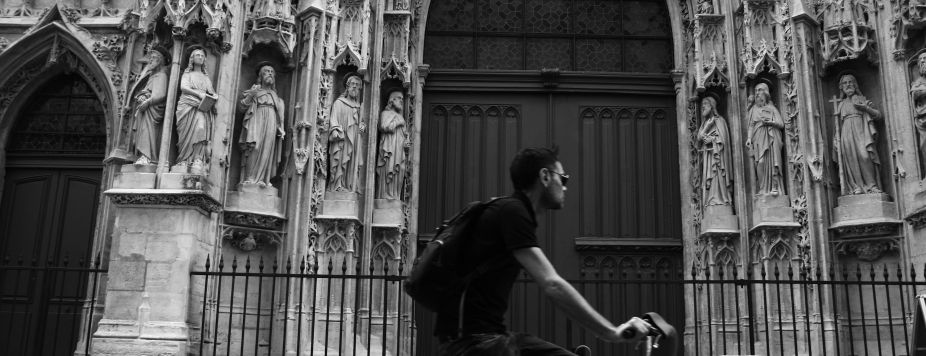 Interview with Laurent, a Motorcycle Travel Specialist in France (2026)