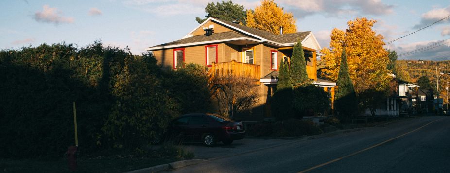 Snowmobile Raid in Canada: Why Charlevoix is the Right Place to Start