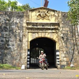 Sigiriya - Trincomalee – 4 hours of driving