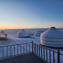 Ugii Nuur – Tsenkher Hot Springs