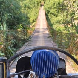 Long Cheng - Vanglouang