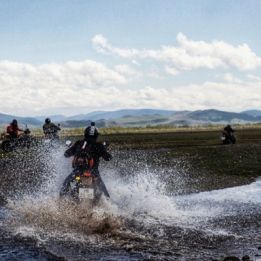 Jour 3 : - Dashinchilen – Ogii Nuur - 130 km de routes et de pistes – 4h de conduite