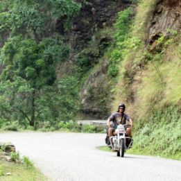Jour 8 - Marpha – Jharkot (3550m) - 45km de route - 3 h de conduite