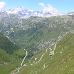 Jour 3 – Interlaken – Lac de Côme – 240 km – 6 h de conduite