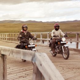Ogii Nuur - Tsenkher Hot Springs