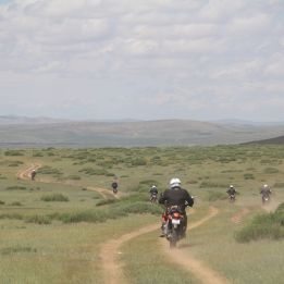 et jour 8 : Baruunbayan-Ulaan – Les Huit Lacs