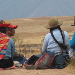 Day 10 - Macusani - Llachon (Presqu’île de Capachica, Lac Titicaca) (3850m)