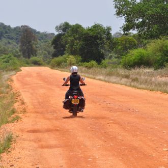 Ceylon, the Island of a Thousand Faces by Motorcycle gallery image 2