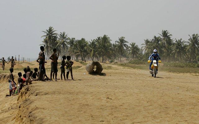 Du Burkina Faso au Togo par les pistes