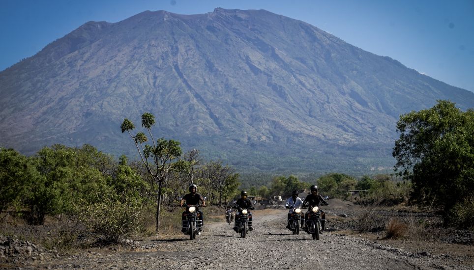 Des volcans de Java aux rizières de Bali à moto