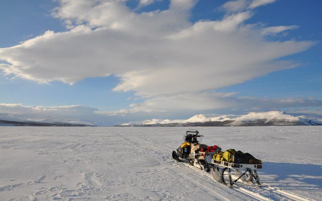 Expédition sur les terres arctiques