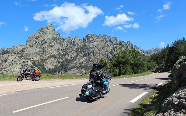 De la Corse à la Sardaigne à moto