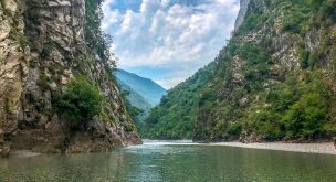 Riviera albanaise et routes secrètes des Balkans