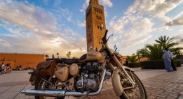 L’Atlas au guidon d’une Royal Enfield