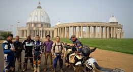 Sur les pistes rouges de Côte d’Ivoire