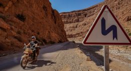 L’Atlas au guidon d’une Royal Enfield