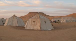 Bound for the boundless Tunisian desert