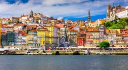 Les villages côtiers aux mille couleurs