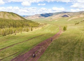 Produit Voyage moto au cœur des steppes mongoles Image