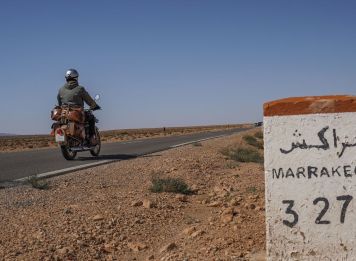 Produit L’Atlas au guidon d’une Royal Enfield Image