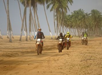 Produit Des rives du lac Volta aux forts d’Elmina Image