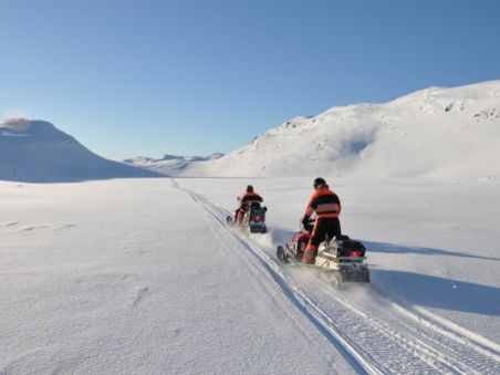 Produit Cap sur le Kebnekaise en motoneige Image