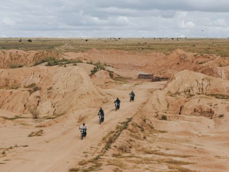 Produit Madagascar, l’île aux pistes rouges Image