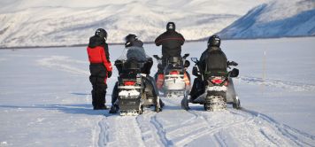 Motoneige en Laponie : road trip polaire expert