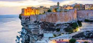 Road trip en Corse : la route à l’état brut