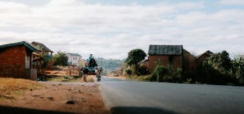 Road trip moto à Madagascar : l’île rouge en grand