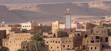 Tizi-n-Tichka : moto au Maroc