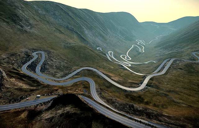The Trip - 5 pays où rider maintenant - Voyage en Roumanie - Route des Carpates RoadTrip-moto-Roumanie-Transfagarasan-Pass-avec-Planet-Ride
